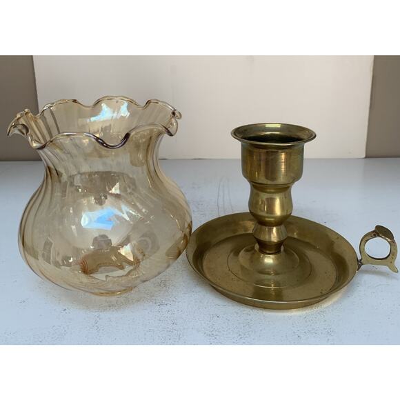 Vintage Brass Chamber Candle Holder W/ Handle Amber Ruffled Glass Candle Holder - Picture 4 of 7